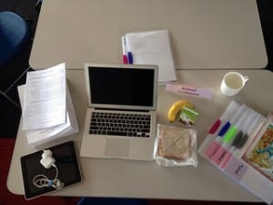 Interview night table by plakboek