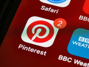Pinterest app. with 2 notifications